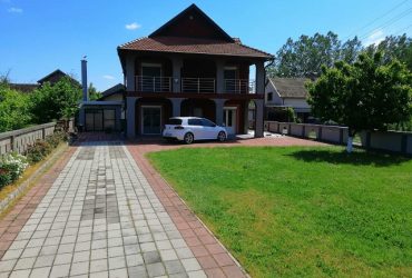 Prodajem kucu na glavnom putu Loznica-Sabac