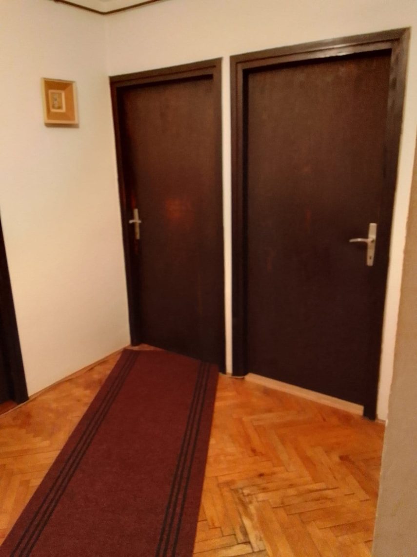 Dvosoban stan u Osecini 53 kvadrata