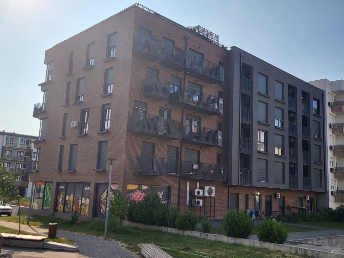 Prodaje se luksuzan stan u Loznici na Lagatoru