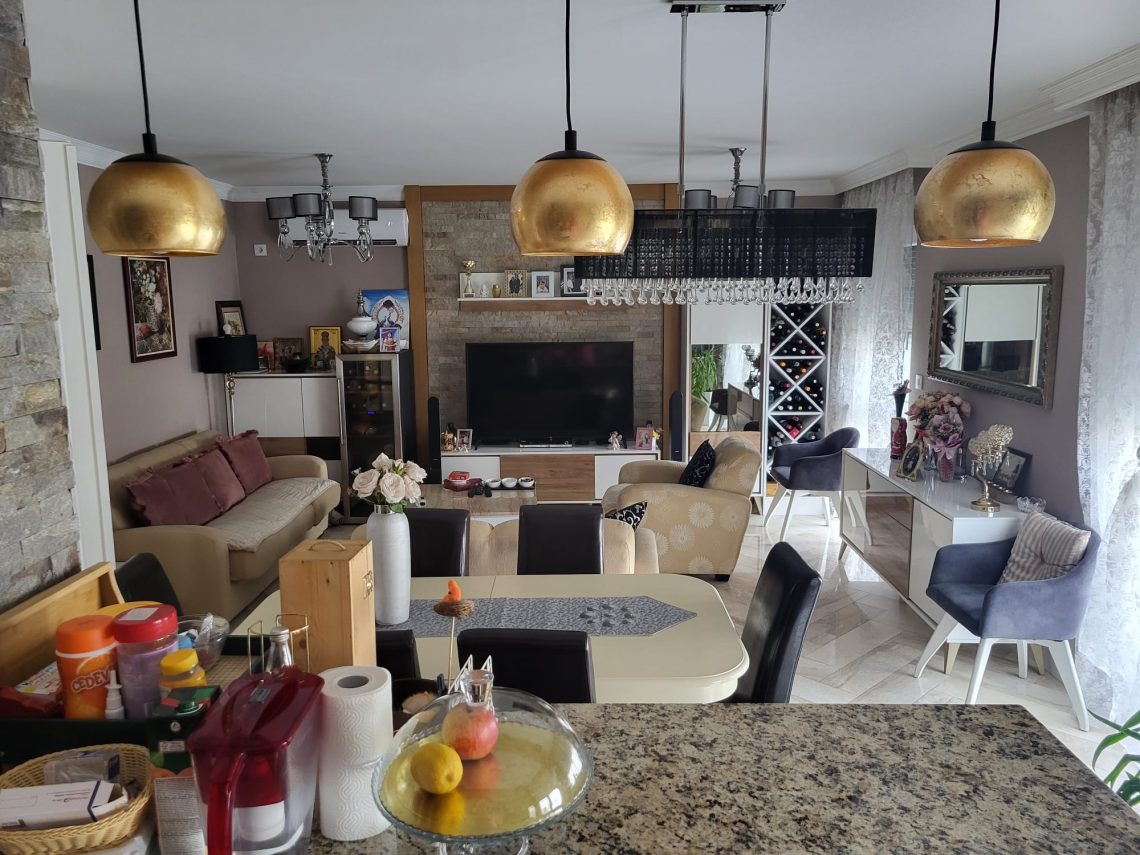 Prodaje se luksuzan stan u Loznici na Lagatoru