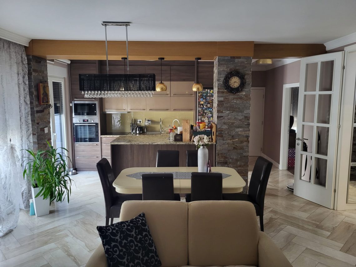 Prodaje se luksuzan stan u Loznici na Lagatoru