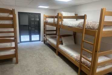 Izdajem sobe u Borči – hostelski tip smeštaja