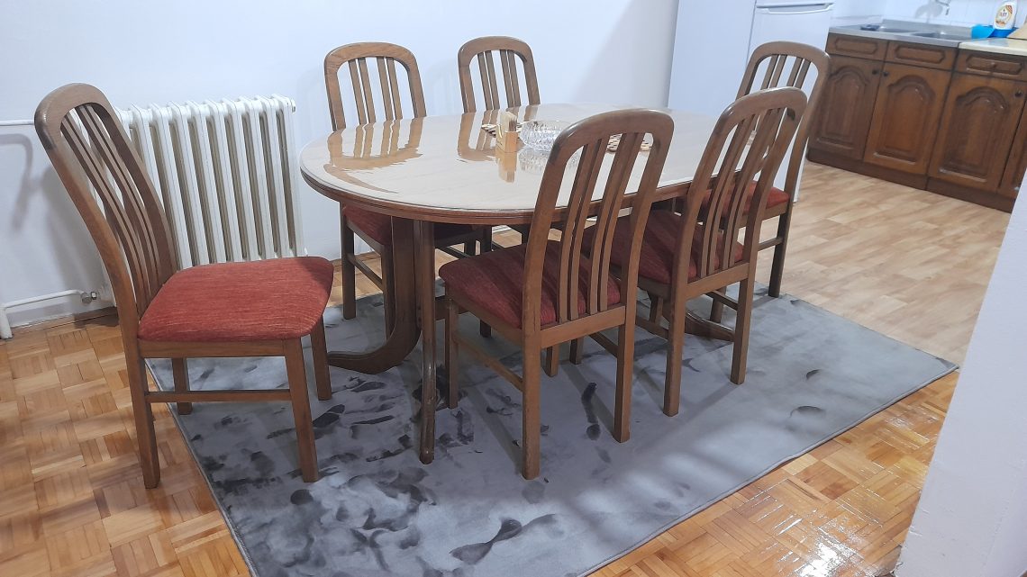 Izdaje se stan na Trkalištu