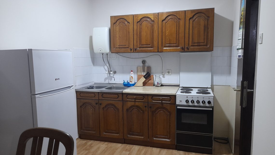 Izdaje se stan na Trkalištu