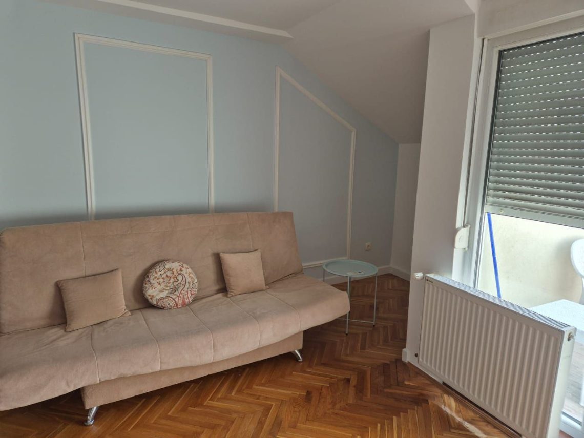 Izdaje se stan u Loznici 57m2