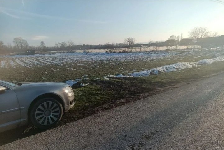 Premium građevinsko zemljište 70ari Štitar-Šabac