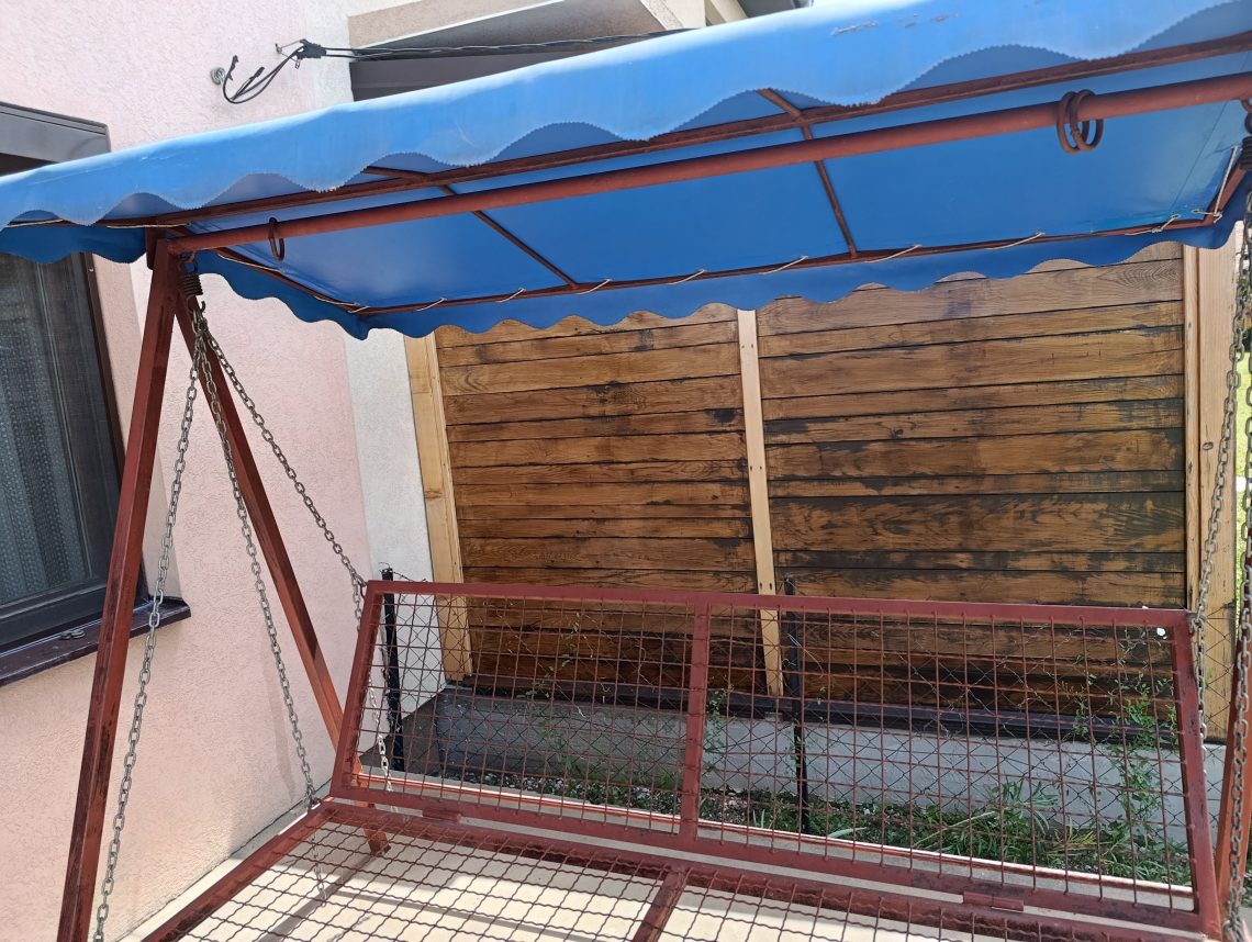 Ljuljaška za dvorište