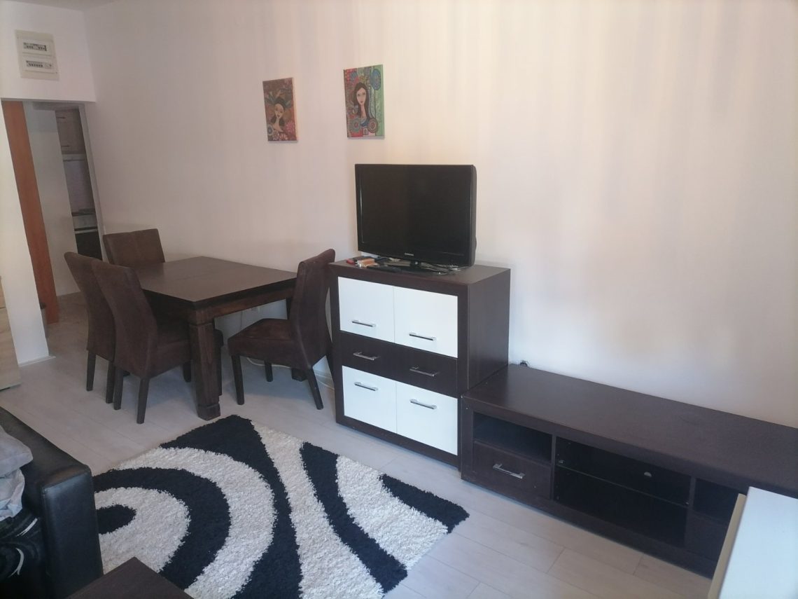 Izdajem garsonjeru u Loznici