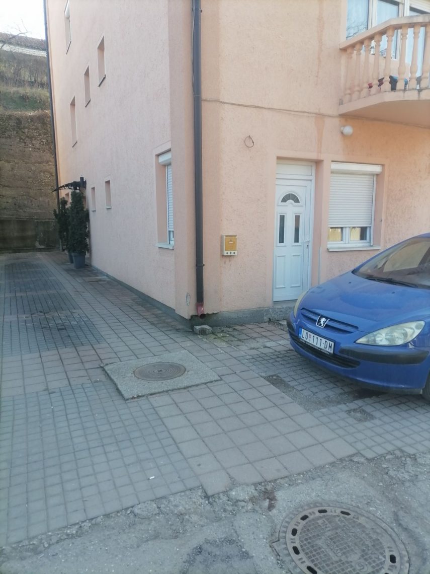 Izdajem garsonjeru u Loznici