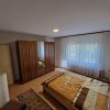 Izdaje se trosoban stan u kuci -zaseban ulaz 80m2
