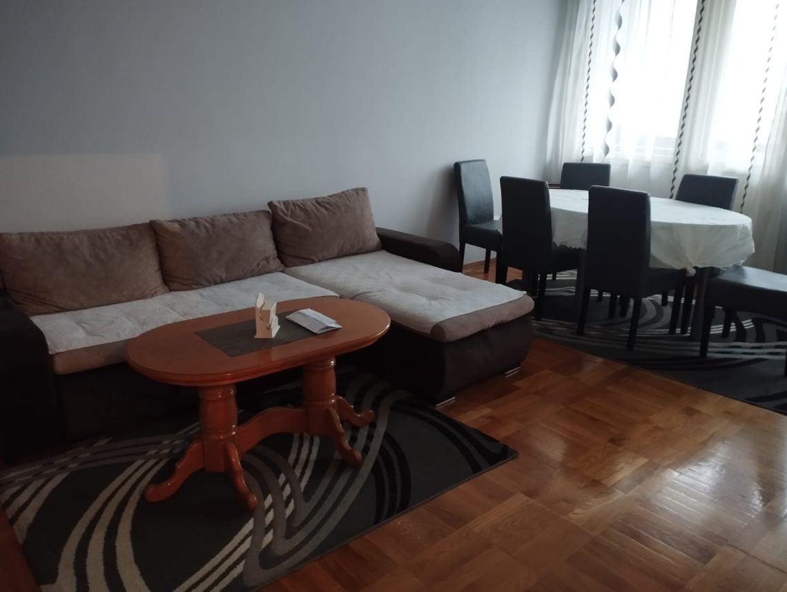 Izdaje se stan u Benskoj Bari u Šapcu