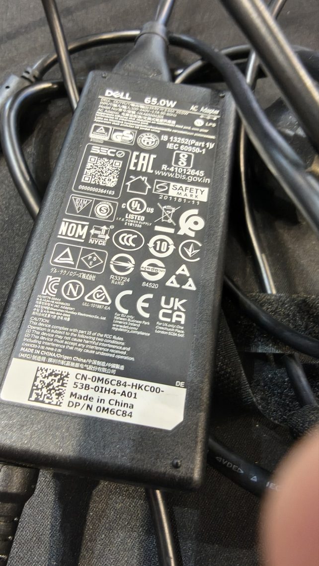 Dell laptop PRODAJEM