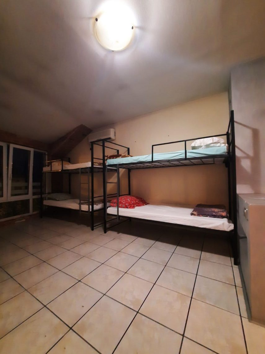 Izdavanje smeštaja za radnike u centru Šapca(131m2)