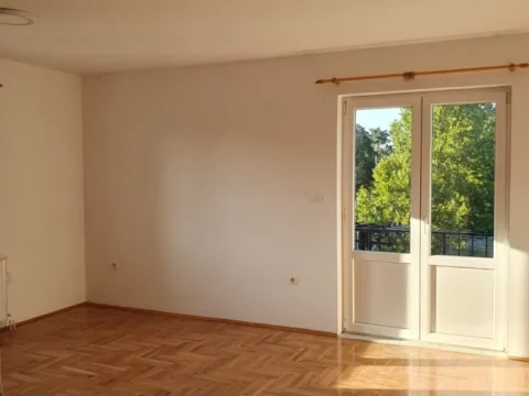Jednosoban stan 45 m2
