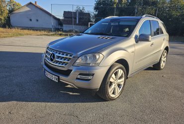 Mercedes ML300 W164 4×4 4Matic