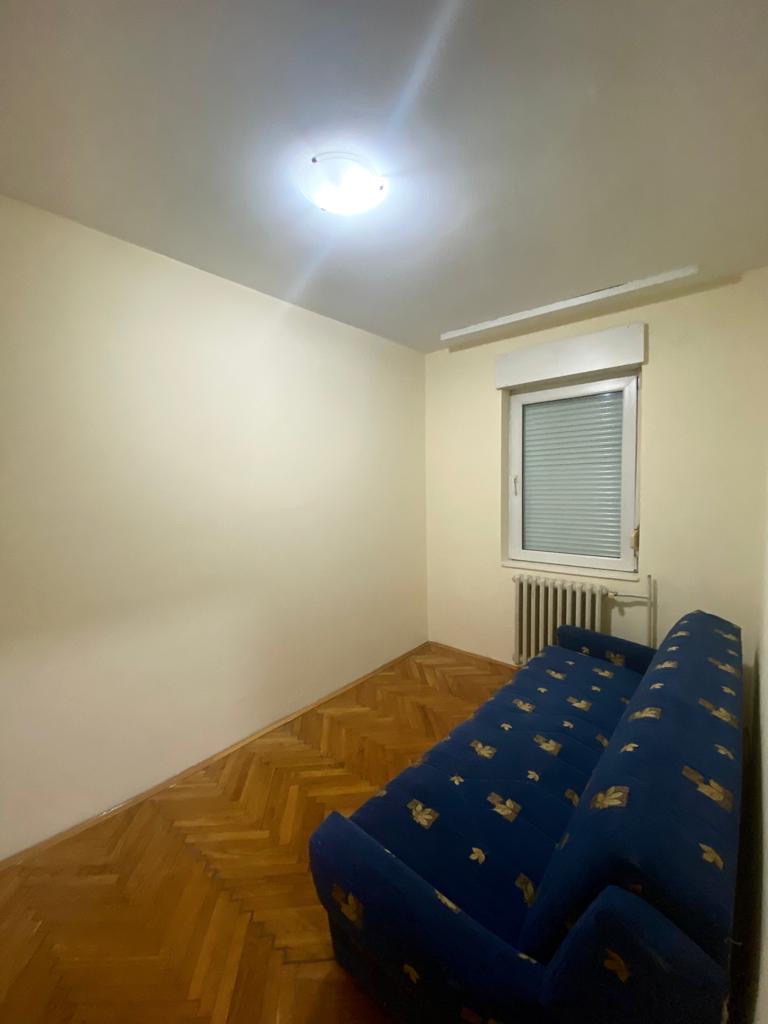 Izdavanje stana Sremska 5A/19, 80m2, četvorosoban